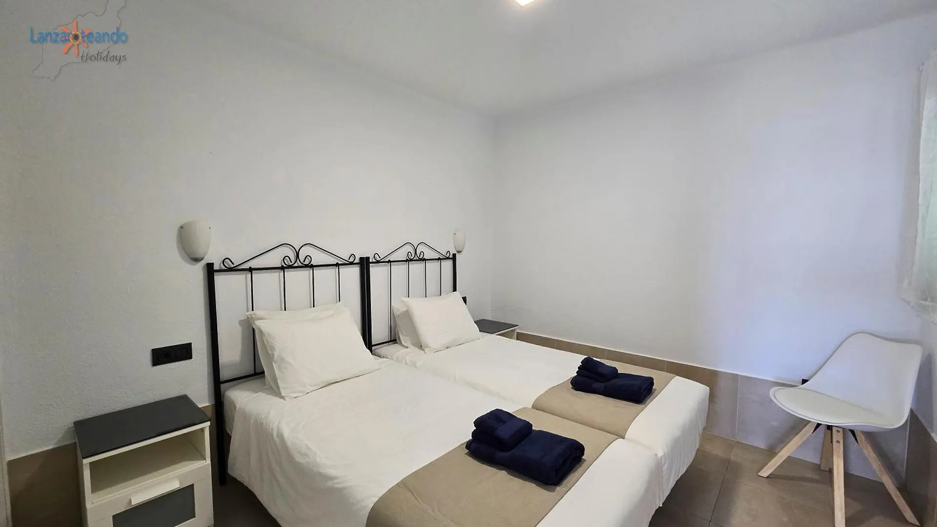Casa Louie Marie - Sea View Aircon Iptv Wifi Vv In Portonovo Complex Apartment Puerto del Carmen