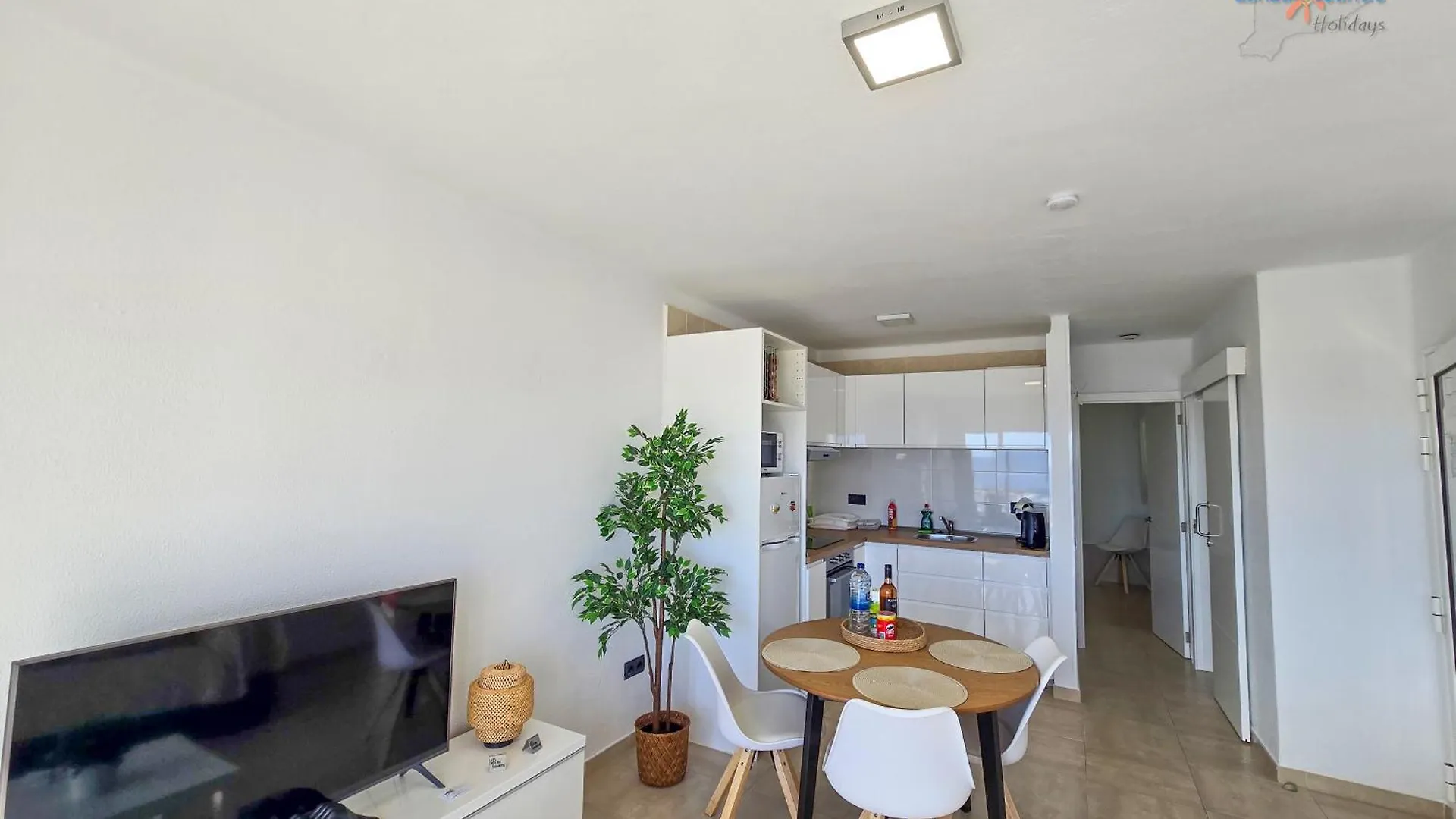 Casa Louie Marie - Sea View Aircon Iptv Wifi Vv In Portonovo Complex Apartment Puerto del Carmen  0*, Puerto del Carmen (Lanzarote) Spain